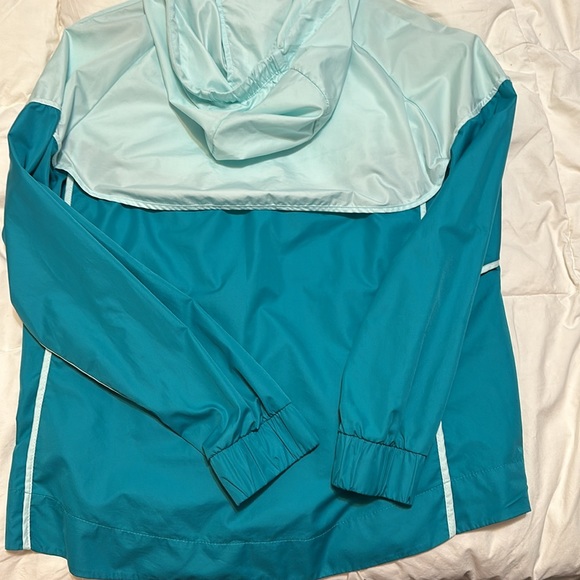 Nike Windrunner - Picture 5 of 5